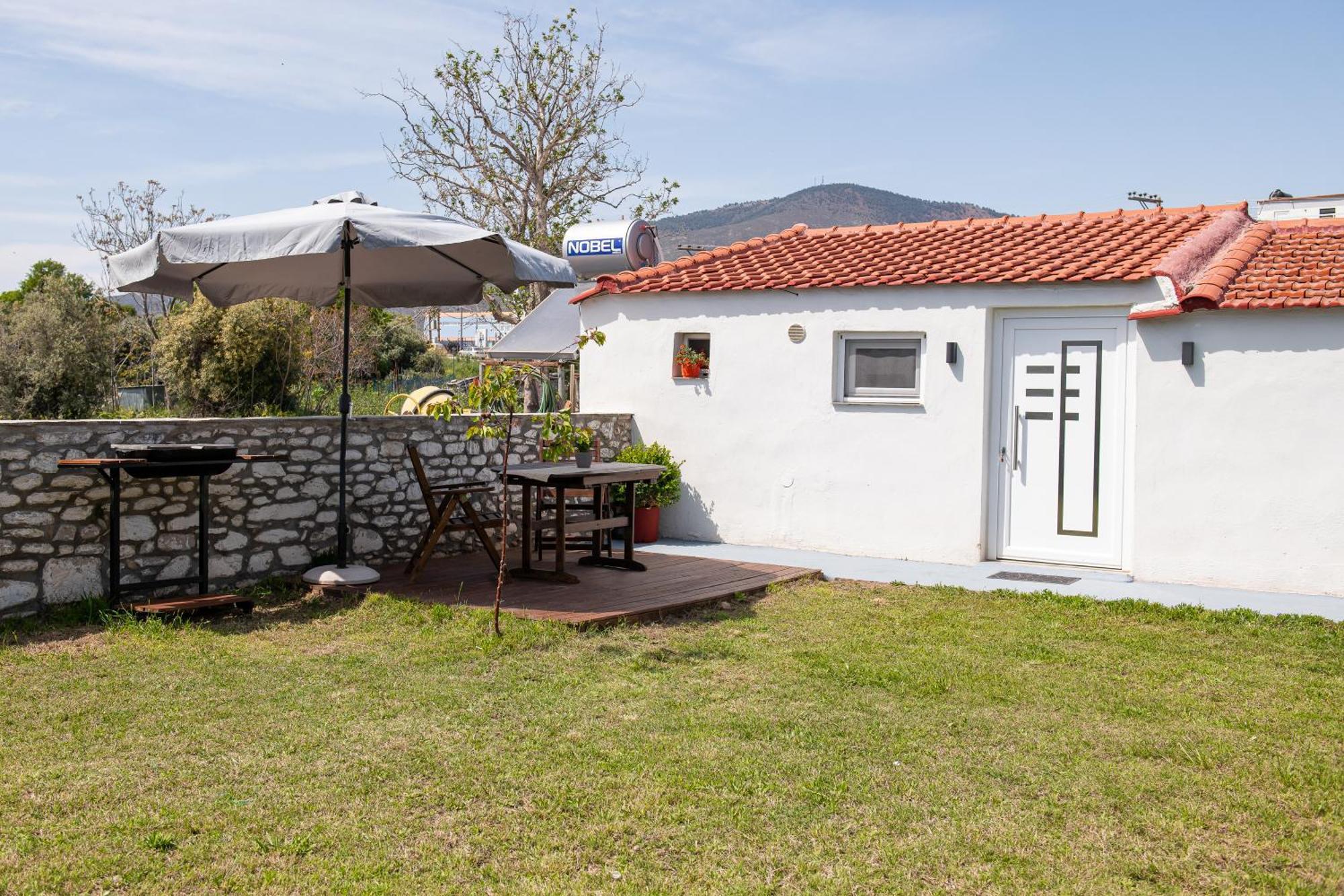 Kentrikon Rooms III & Mint House Limenaria  Exterior photo