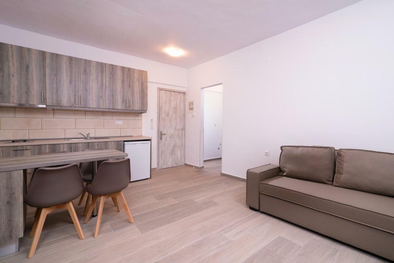 Kentrikon Rooms III & Mint House Limenaria  Exterior photo